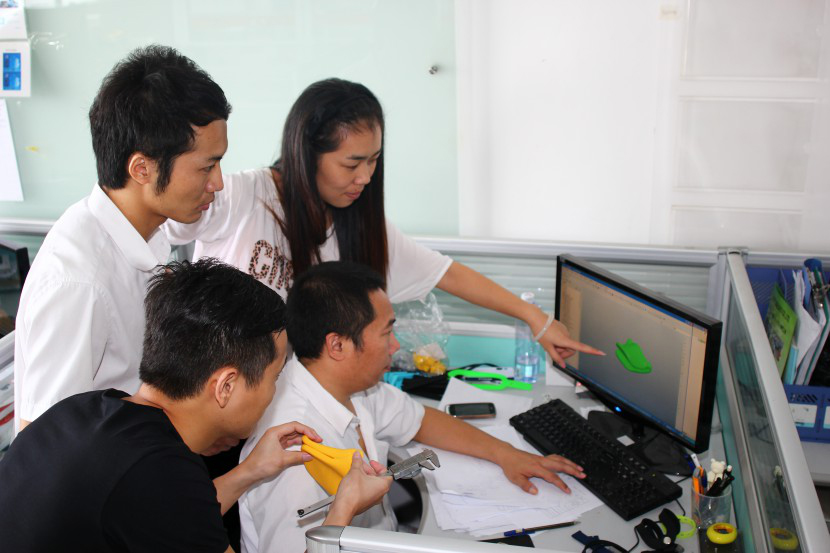 矽膠和PVC材質的區別 矽膠和(hé)PVC材質的(de)區別