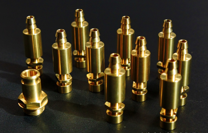 <strong>南京黃銅件精密加工（gōng）零部件來圖來樣加工定製</strong>