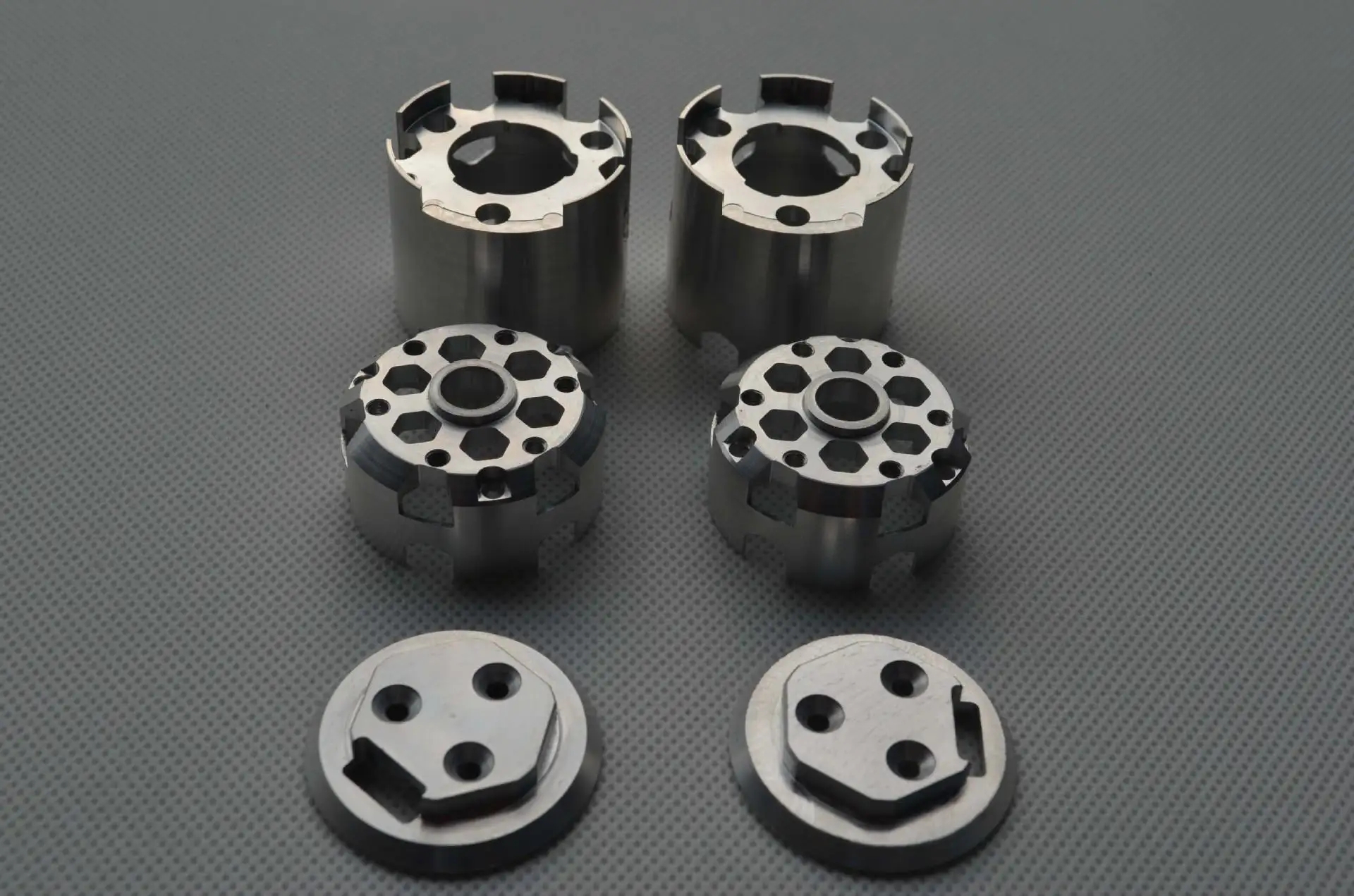 <strong>不鏽鋼五金車銑複（fù）合件 數控CNC精密（mì）醫療機械零件精加工..</strong>