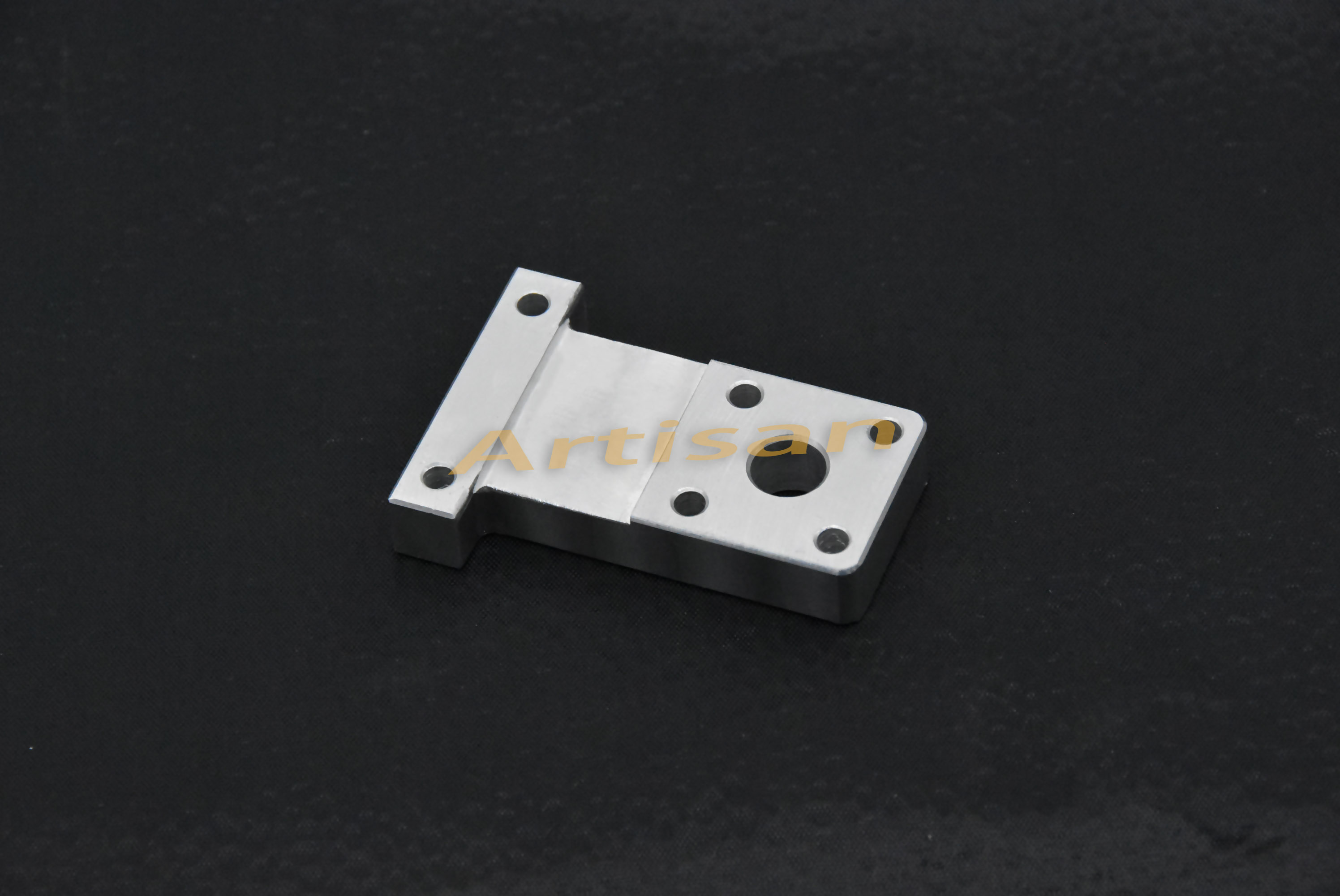 <strong>電子類精密加工：推杆氣缸（gāng）支架</strong>