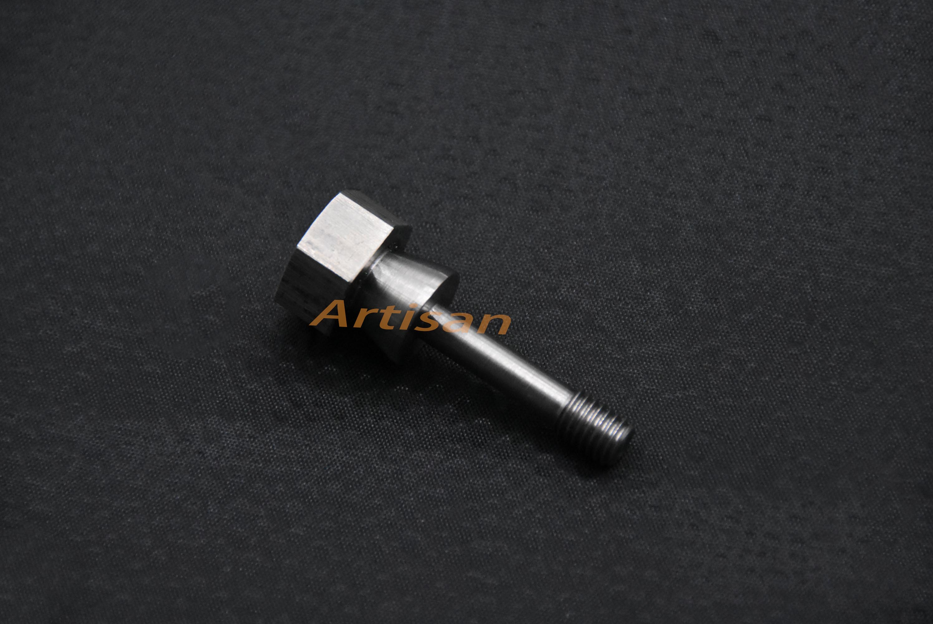 <strong>醫療類精密件加工：鬆緊螺紋柱</strong>