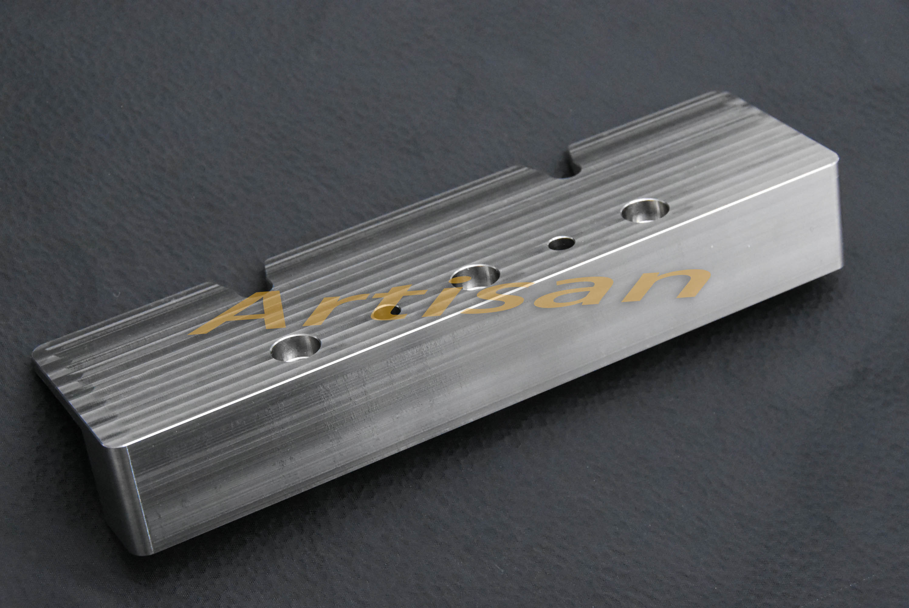 <strong>醫（yī）療類精密加工件：安裝板塊</strong>